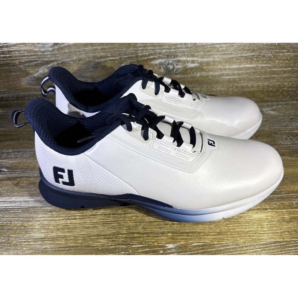 FootJoy FJ Fuel 55422 White Navy Blue‎ Spikeless Golf Shoes Men's Size 8.5 NWOB